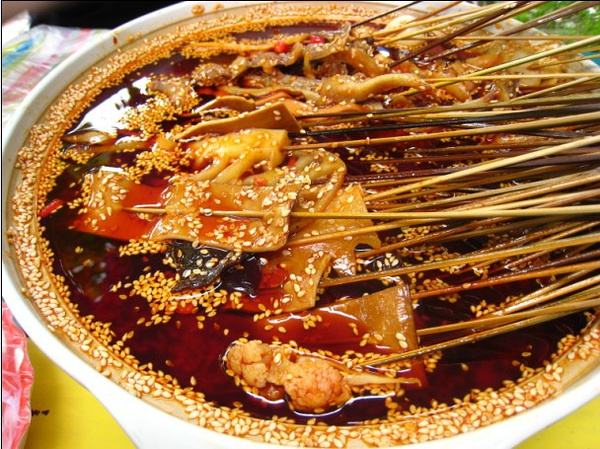 伏小宝钵钵鸡加盟